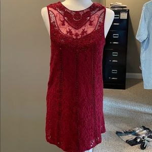 Sz L Entro maroon lace dress